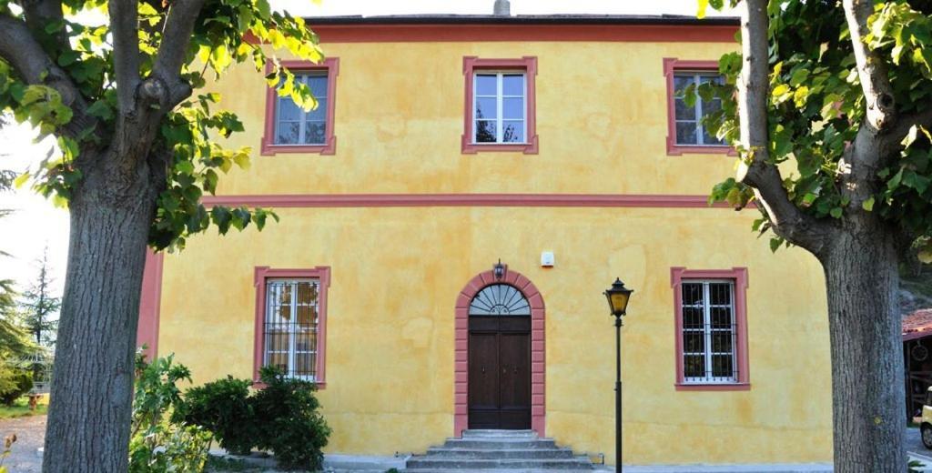 Villa Eugenia Кайро Монтеноте Екстериор снимка